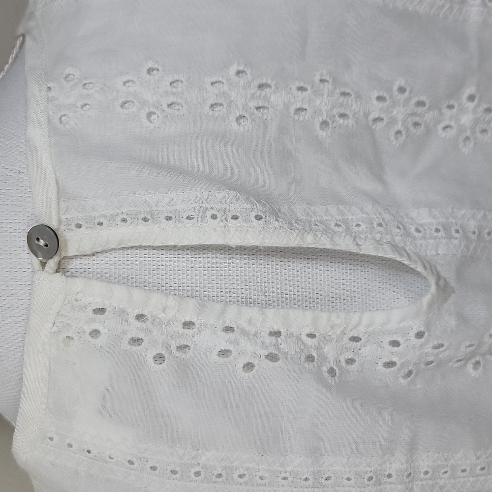 LOST + WANDER White Eyelet Short Sleeve Peplum Top - Picture 8 of 12